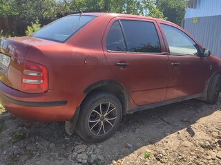 2001 Skoda Fabia I, красный, 255000 рублей, вид 2