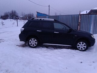2005 Mitsubishi Outlander I, чёрный, 780000 рублей, вид 2
