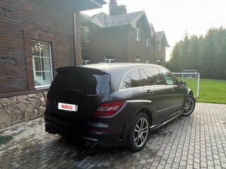 2011 Mercedes-Benz R-Класс 350 Long I Рестайлинг 2, чёрный, 2200000 рублей, вид 1