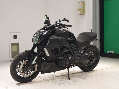 2012 Ducati Diavel, чёрный, 579123 рублей, вид 3