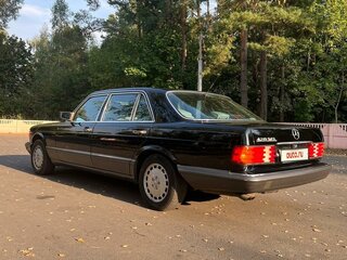 1982 Mercedes-Benz S-Класс 500 II (W126), чёрный, 2300000 рублей, вид 4