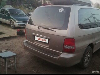 2005 Kia Carnival I Рестайлинг, бежевый, 320000 рублей, вид 1