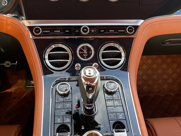 2019 Bentley Continental GT III, зелёный, 14990000 рублей - вид 33