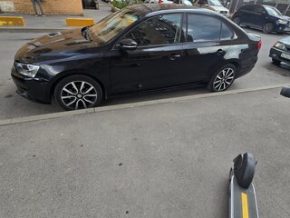2013 Volkswagen Jetta VI, чёрный, 1150000 рублей, вид 5