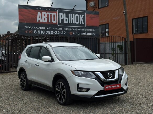 2016 Nissan Rogue II Рестайлинг, белый, 1450000 рублей