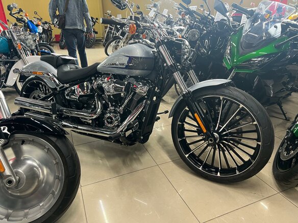2023 Harley-Davidson Breakout, зелёный, 7000000 рублей - вид 18