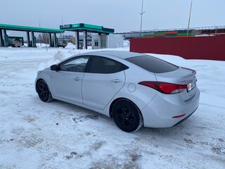 2015 Hyundai Elantra V (MD) Рестайлинг, серебристый, 1099000 рублей, вид 4
