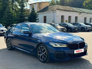 2020 BMW 5 серии 530d xDrive VII (G30/G31/G38) Рестайлинг, синий, 4750000 рублей, вид 3