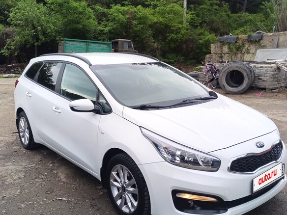 2015 Kia Ceed II Рестайлинг, белый, 1100000 рублей