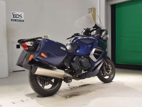 2016 Triumph Trophy 1200, синий, 790000 рублей, вид 5
