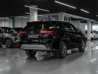 2026 Toyota Highlander IV (XU70), чёрный, 5900000 рублей, вид 5