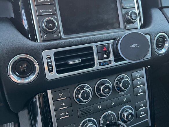 2010 Land Rover Range Rover III Рестайлинг 2, чёрный - вид 24