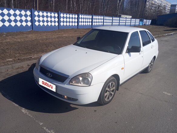 2011 Lada (ВАЗ) Priora I, белый, 400000 рублей - вид 11