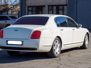 2006 Bentley Continental Flying Spur, белый, 1400000 рублей, вид 4