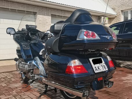 2009 Honda GL 1800 Gold Wing, синий, 1400000 рублей, вид 2