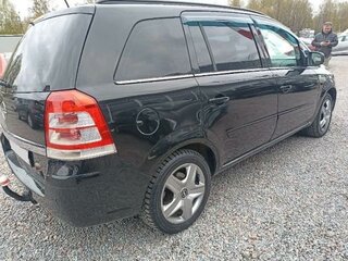 2010 Opel Zafira B Рестайлинг, чёрный, 735000 рублей, вид 3