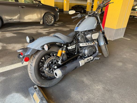 2023 Yamaha XV950 Bolt, серый, 1025000 рублей - вид 1