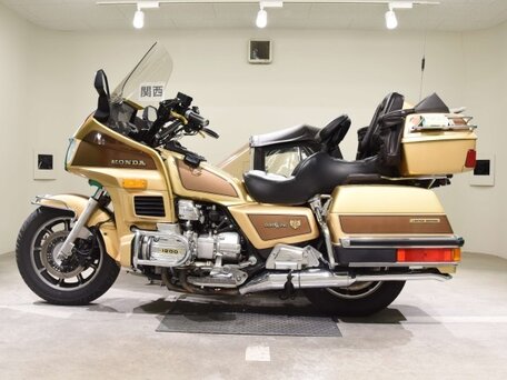 1985 Honda GL 1200 Gold Wing, золотистый, 2780000 рублей, вид 3