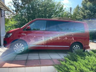 2018 Volkswagen Multivan T6, красный, 7000000 рублей, вид 3