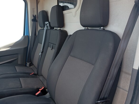 2021 Ford Transit, голубой, 2920000 рублей - вид 9