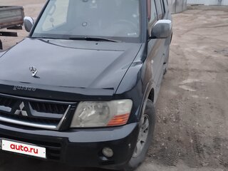 2005 Mitsubishi Pajero III Рестайлинг, чёрный, 2300000 рублей, вид 1
