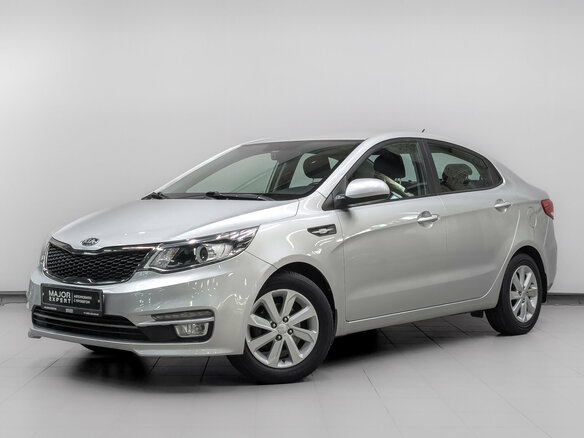 2017 Kia Rio III Рестайлинг, серебристый, 1165000 рублей