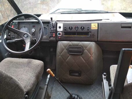 1987 Mercedes-Benz Vario, серый, 999999 рублей, вид 3