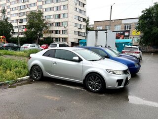 2012 Kia Cerato Koup II, серебристый, 1100000 рублей, вид 3
