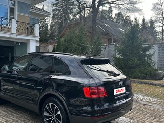 2018 Bentley Bentayga I, чёрный, 11950000 рублей, вид 4