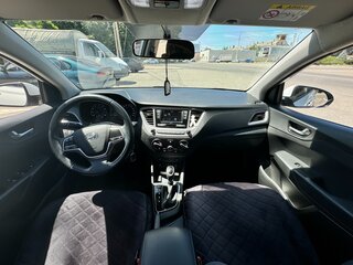 2020 Hyundai Solaris II Рестайлинг, белый, 1560000 рублей, вид 4