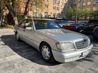 1996 Mercedes-Benz S-Класс 500 III (W140) Рестайлинг, белый, 2500000 рублей, вид 5