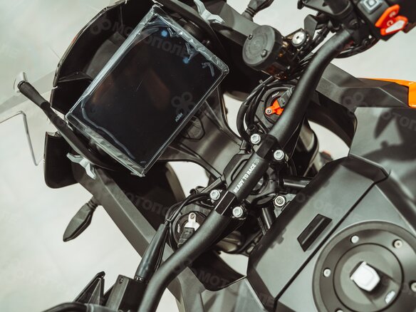 2024 KTM 1290 Super Adventure S, оранжевый - вид 9