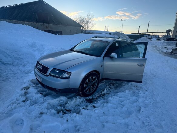 2002 Audi A6 II (C5) Рестайлинг, серебристый, 599999 рублей