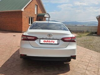 2019 Toyota Camry VIII (XV70), белый, 2450000 рублей, вид 5