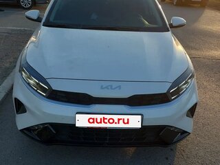 2022 Kia Cerato IV Рестайлинг, белый, 2600000 рублей, вид 1