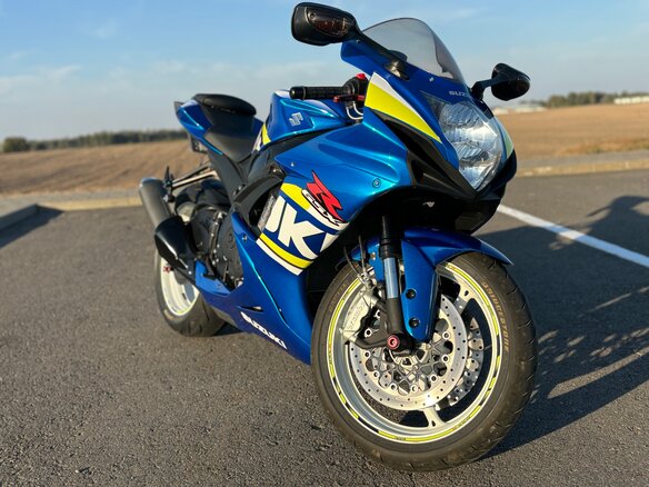 2019 Suzuki GSX-R 600, красный, 750000 рублей - вид 6