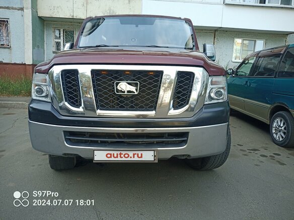 2012 Nissan NV-Series (1500/2500/3500), пурпурный, 2150000 рублей - вид 5