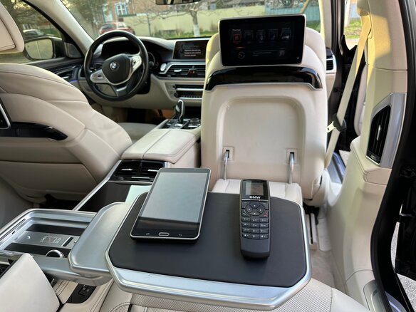 2016 BMW 7 серии 750i xDrive VI (G11/G12), коричневый, 5200000 рублей - вид 20