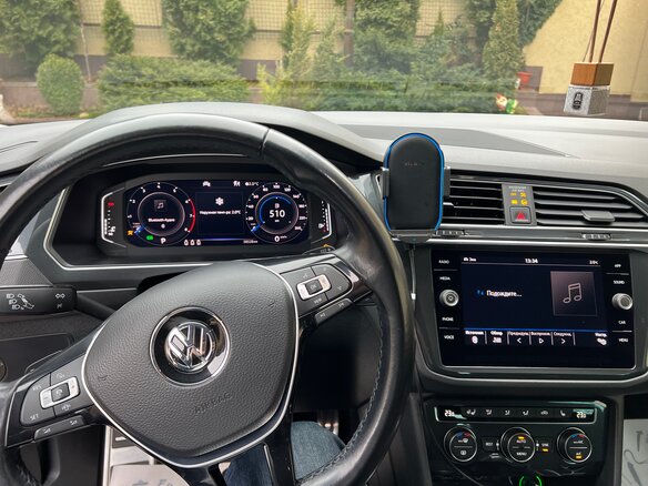 2019 Volkswagen Tiguan II, чёрный, 2490000 рублей - вид 6