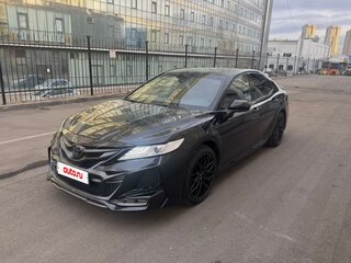 2020 Toyota Camry VIII (XV70), чёрный, 3500000 рублей, вид 2