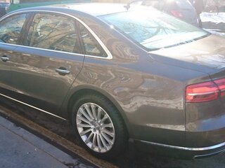 2016 Audi A8 Long III (D4) Рестайлинг, коричневый, 4200000 рублей, вид 3