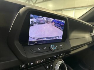 2022 Chevrolet Camaro LT1 VI Рестайлинг, чёрный, 5490000 рублей, вид 5