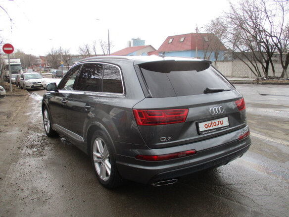 2015 Audi Q7 II (4M), серый - вид 2