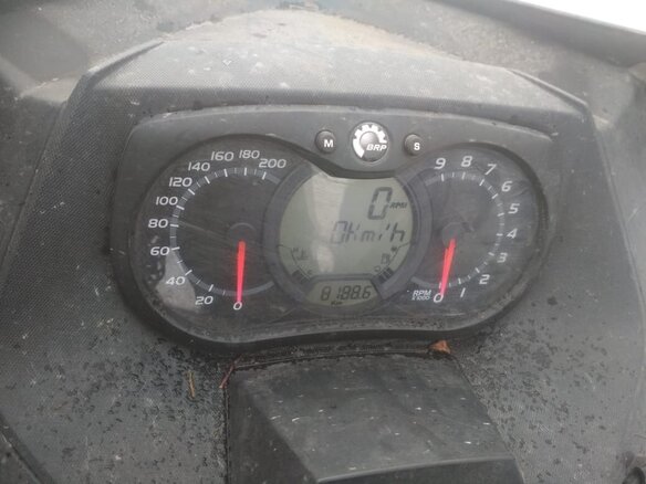 2010 BRP Ski-Doo Expedition SE 1200, красный - вид 4