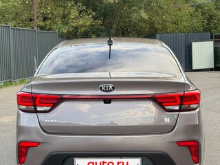2020 Kia Rio IV, коричневый, 1300000 рублей, вид 4