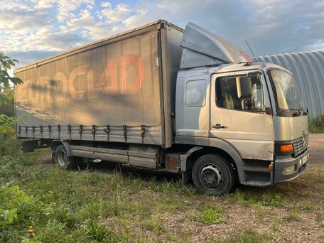 2004 Mercedes-Benz Atego, серебристый, 2650000 рублей, вид 1