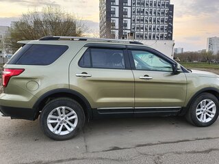 2014 Ford Explorer V, зелёный, 1900000 рублей, вид 2