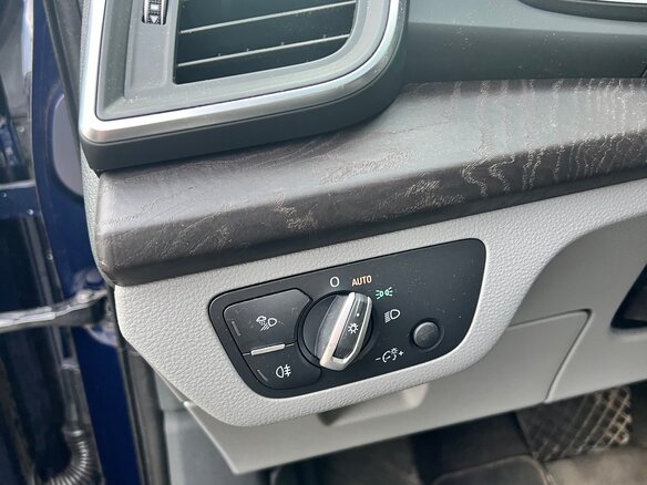 2019 Audi Q5 45 TFSI II (FY), синий, 2800000 рублей - вид 35