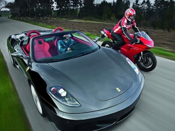 2011 Ducati 848, красный, 630000 рублей - вид 16