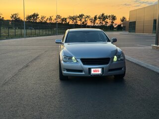 2004 Toyota Mark X I, серебристый, 1100000 рублей, вид 3